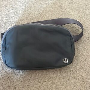 Lululemon Fanny Pack *lightly used*